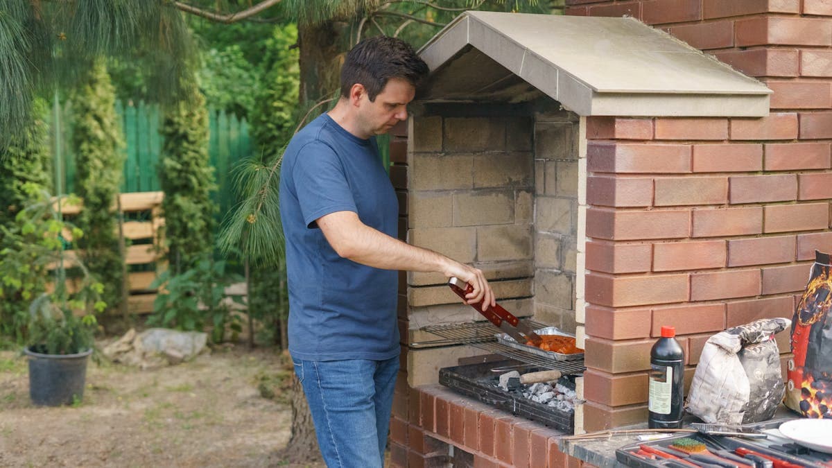 recteq RT-590 Stampede pellet grill cooking