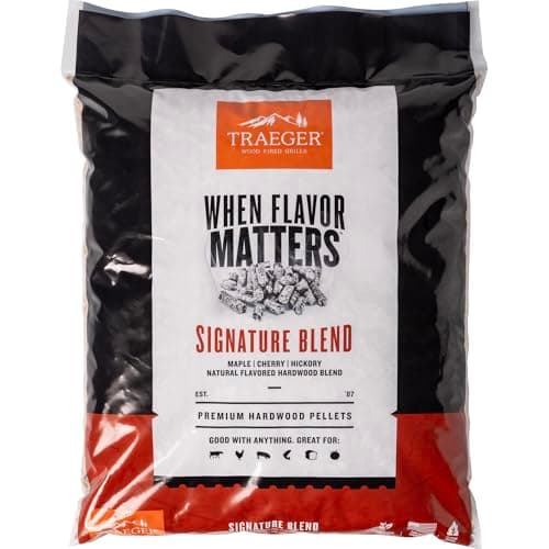 Traeger Signature Blend hardwood pellets